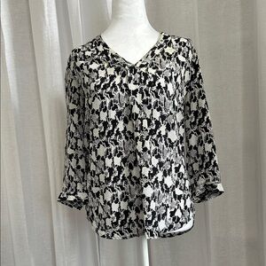 Cynthia Rowley Black and White Silk Patterned Blouse